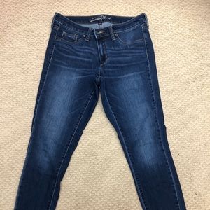Universal Thread Jeans